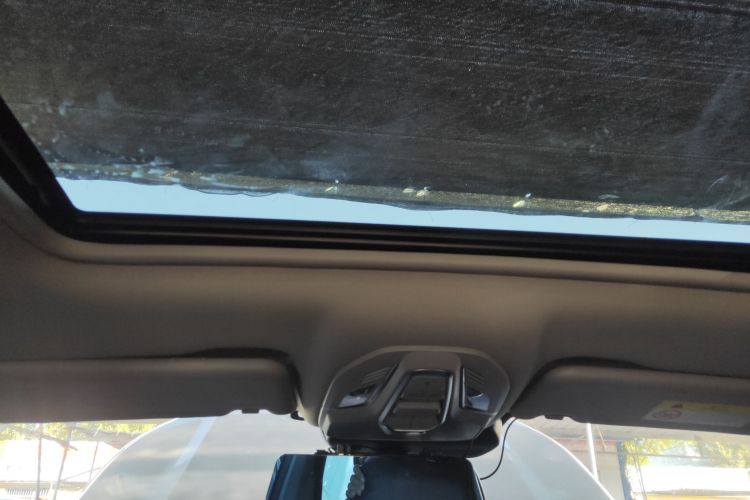 宝骏RC-5 2020款 RC-5W 1.5T CVT智耀豪华型局部细节22