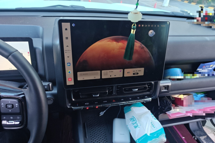 哈弗H9 2024款 2.0T 汽油四驱极境版中控内饰16