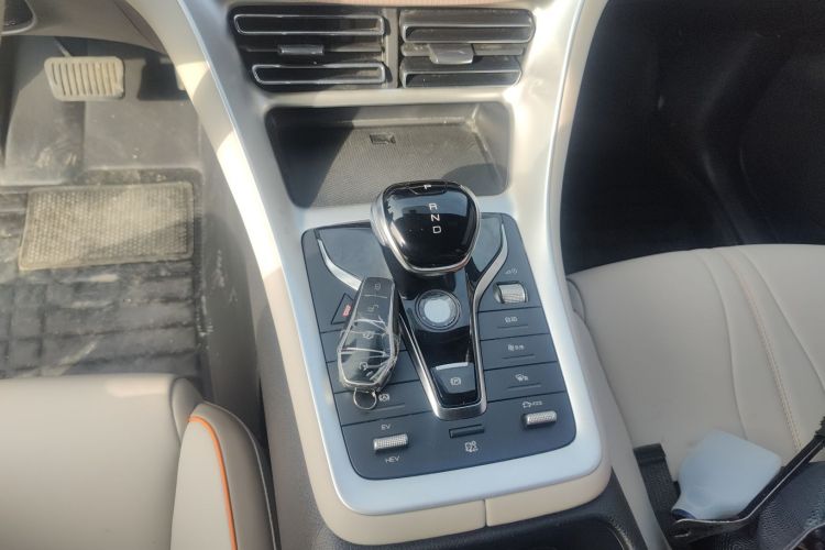 比亚迪 宋Pro新能源 2023款 冠军版 DM-i 71KM领先型局部细节18