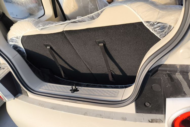 五菱汽车 宏光MINIEV 2024款 第三代 215km 青春版局部细节23