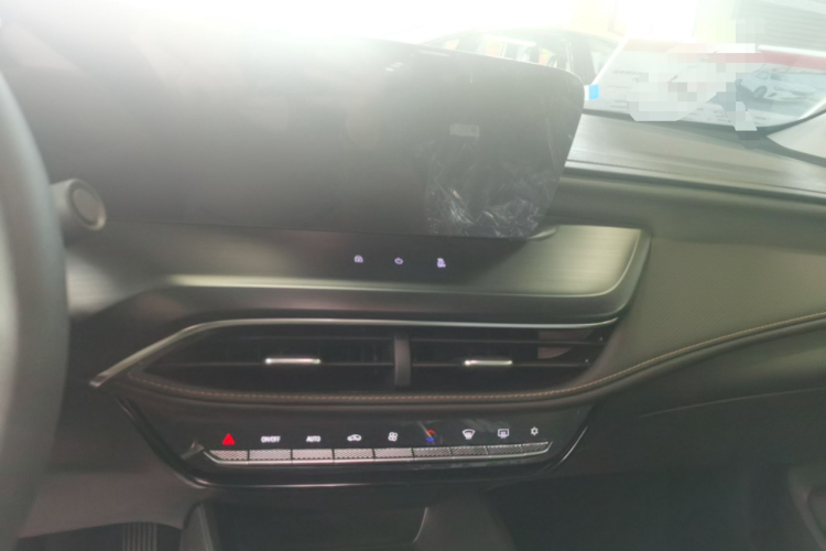 别克 威朗 2023款 Pro 乐享版中控内饰16