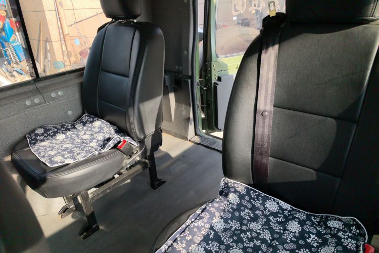 BAW北汽制造 勇士 2019款 2.4T 三门四驱短轴汽油版 国VI中控内饰21