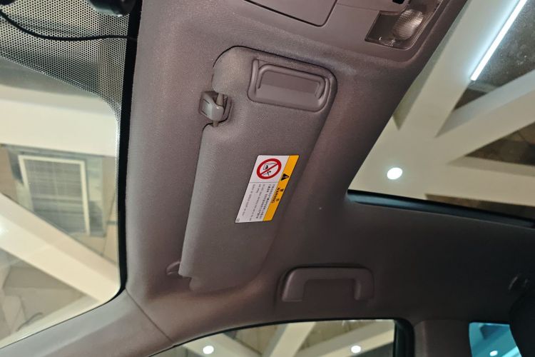 丰田 汉兰达 2017款 2.0T 四驱豪华版 7座局部细节22