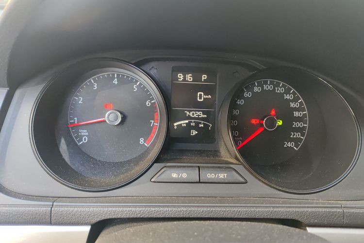 大众 朗逸 2017款 1.6L 自动风尚版中控内饰14