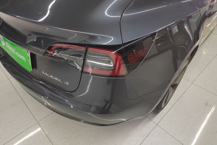 特斯拉 Model 3 2019款 标准续航后驱升级版车身外观9