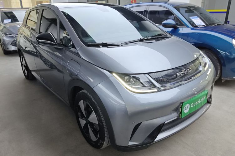 比亚迪 海豚 2023款 420km 时尚版车身外观3