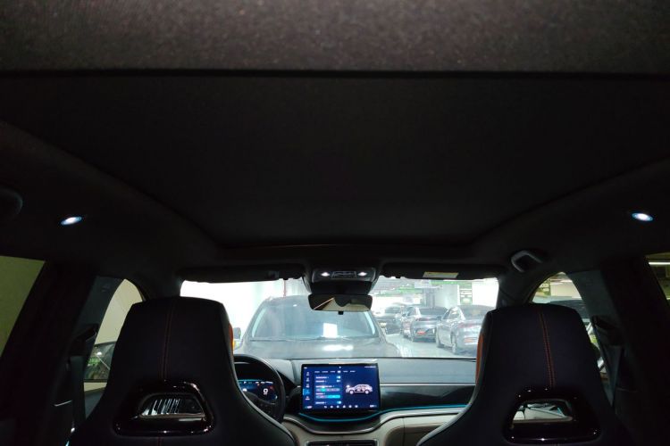 比亚迪 宋PLUS新能源 2023款 冠军版 EV 520KM 尊贵型局部细节22