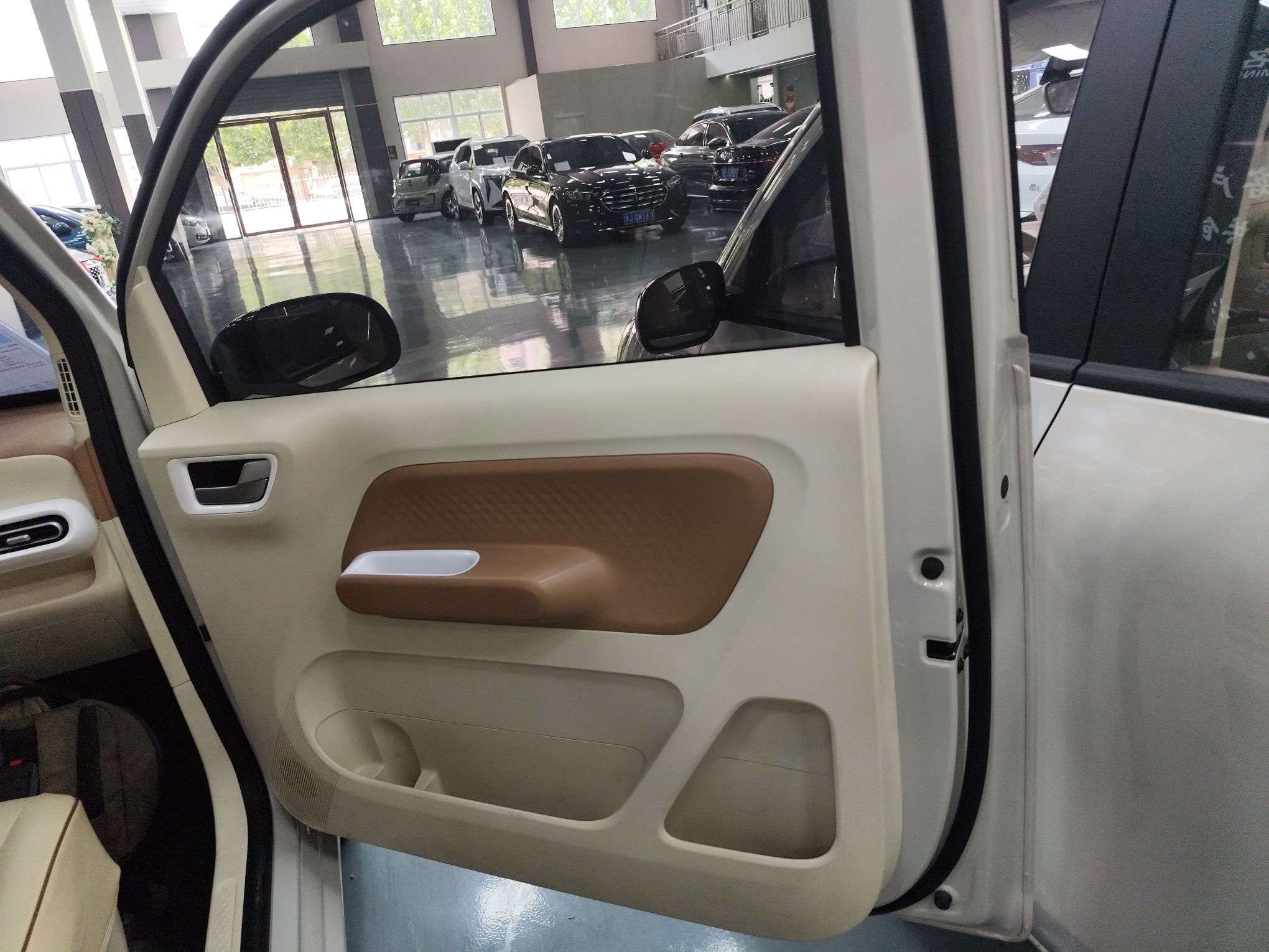 五菱汽车 宏光MINIEV 2024款 第三代 215km 青春版