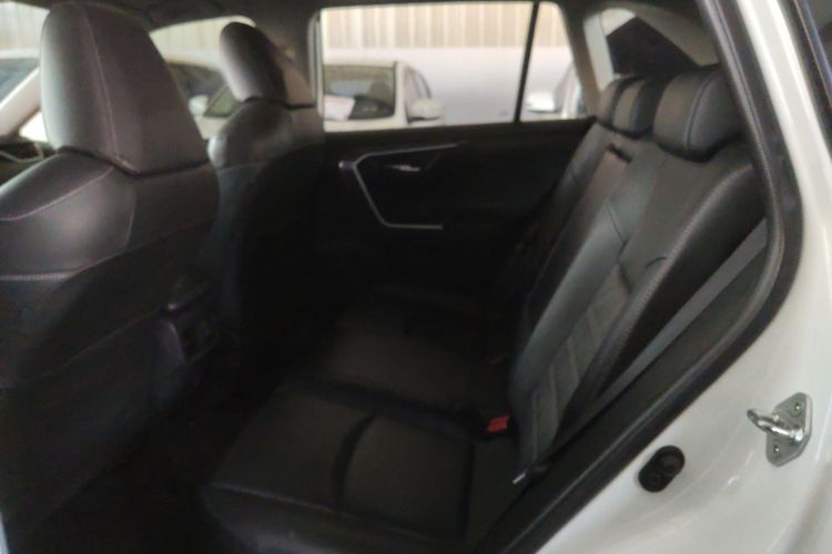 丰田 RAV4荣放 2020款 2.0L CVT两驱风尚PLUS版中控内饰21