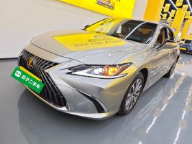 雷克萨斯ES 2023款 200 卓越版