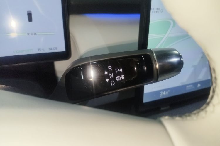 小鹏P7+ 2024款 超长续航 Max中控内饰18