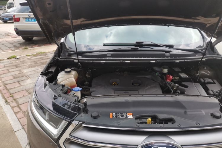 福特 锐界 2016款 EcoBoost 245 四驱豪锐型 7座机舱底盘25