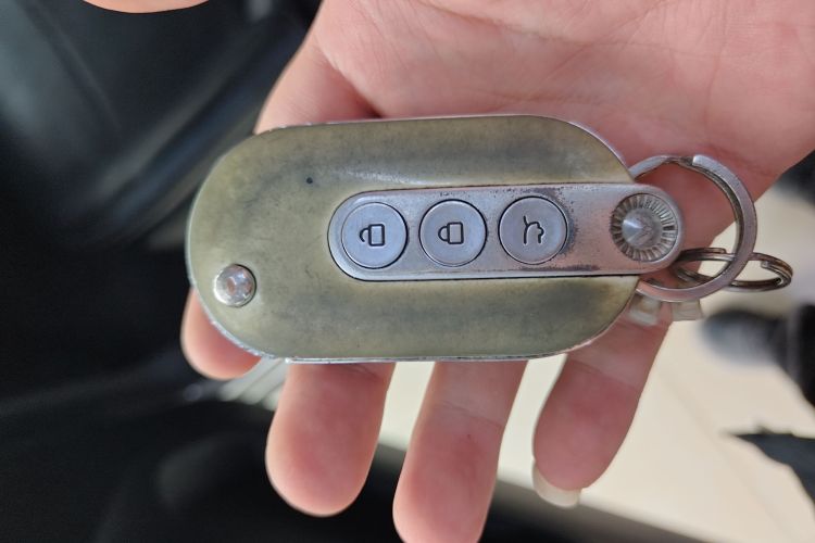 五菱汽车 宏光MINIEV 2024款 第三代 215km 进阶版中控内饰7001