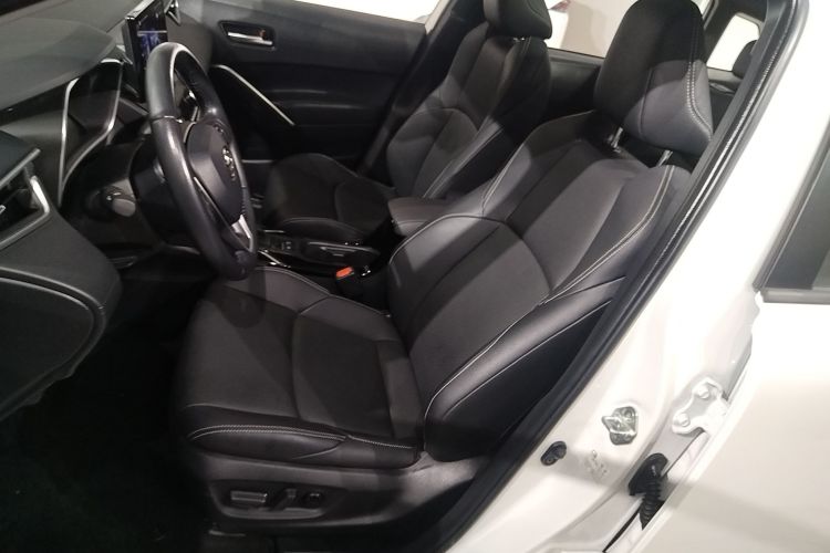 丰田 锋兰达 2023款 2.0L 智能电混双擎 尊贵版中控内饰19