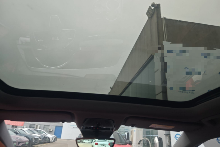 凯迪拉克 IQ傲歌 2024款 四驱长续航版中控内饰22