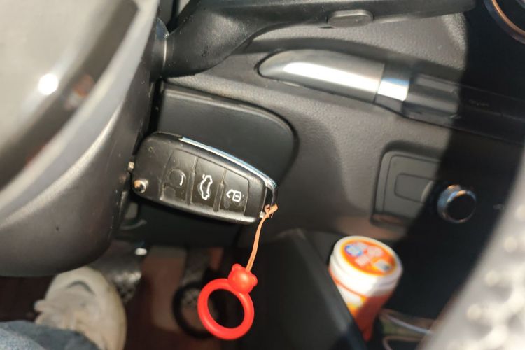 奥迪A3 2016款 Sportback 35 TFSI 进取型中控内饰11