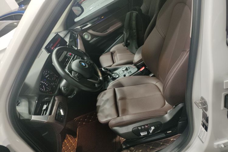 宝马X1 2022款 sDrive20Li 时尚型局部细节19