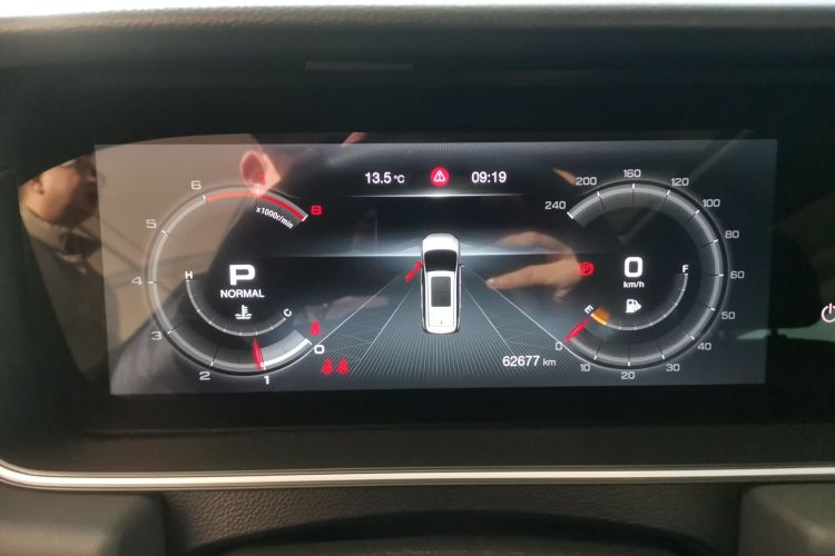 广汽传祺 传祺M6 2019款 270T DCT尊贵版（六座）国VI中控内饰14