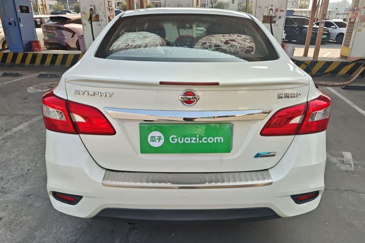 日产 轩逸 2018款 1.6XV CVT尊享版车身外观6