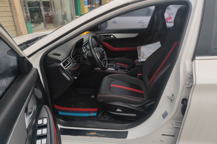 思皓A5 2022款 1.5T CVT青春版中控内饰19