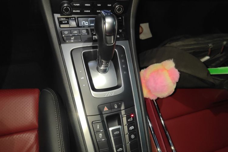 保时捷718 2018款 Boxster 2.0T中控内饰18