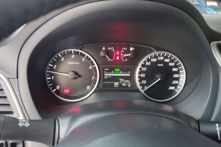 日产 轩逸 2021款 经典 1.6XL CVT豪华版局部细节14