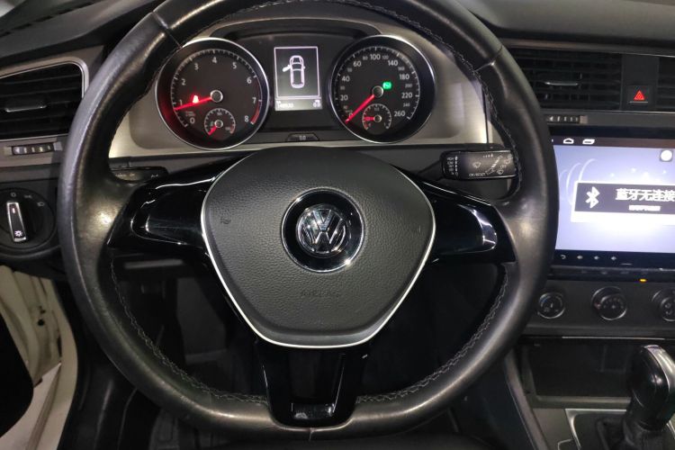 大众 高尔夫 2016款 230TSI 自动舒适型中控内饰13