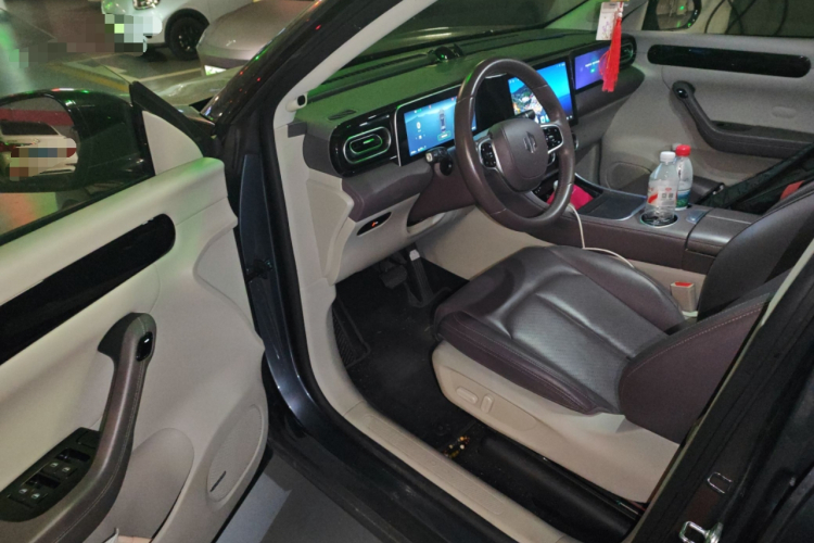 零跑汽车 零跑C11 2023款 纯电 500舒享版中控内饰7003