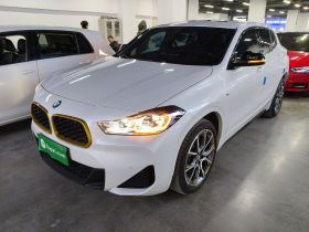 宝马X2 2023款 xDrive 25i 曜熠版