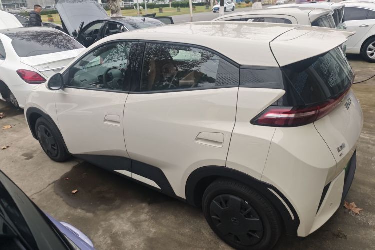 比亚迪 海鸥 2025款 305km 活力版车身外观4