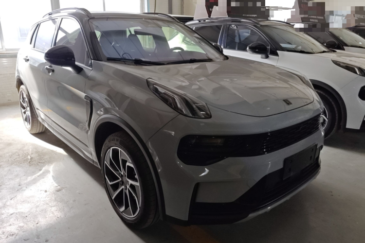 领克01 2023款 1.5TD EM-F PM车身外观3