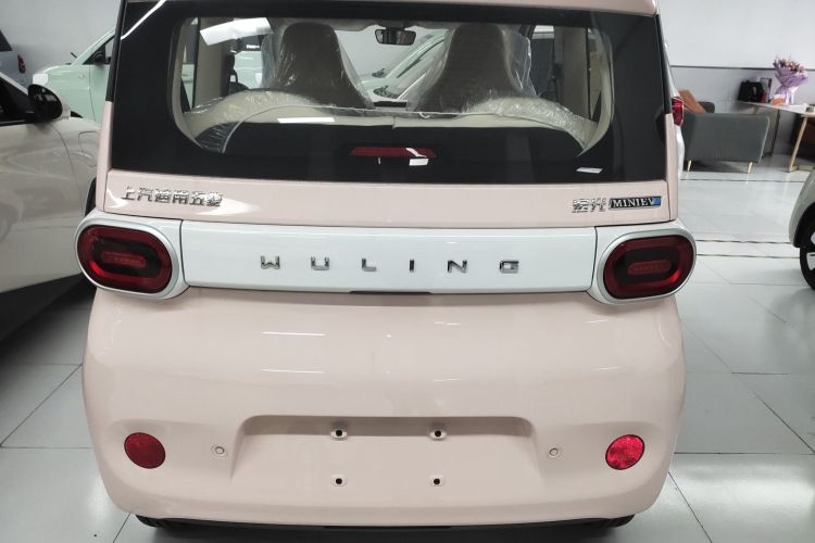 五菱汽车 宏光MINIEV 2024款 第三代 215km 青春版车身外观6