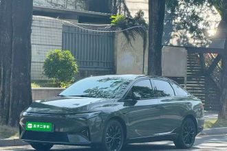 小鹏P5 2021款 550E