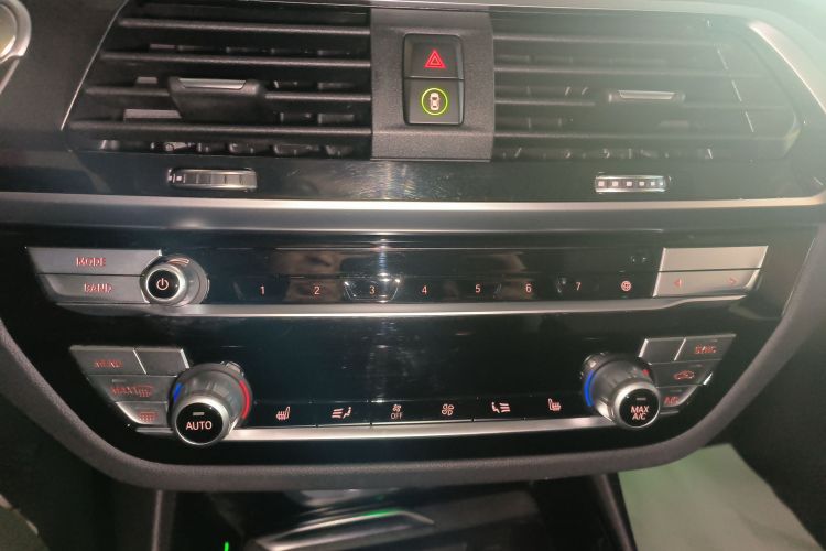 宝马X3 2020款  xDrive28i M运动套装局部细节16