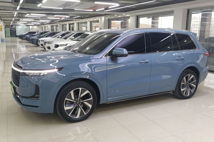 理想汽车 理想ONE 2021款 增程6座版车身外观4