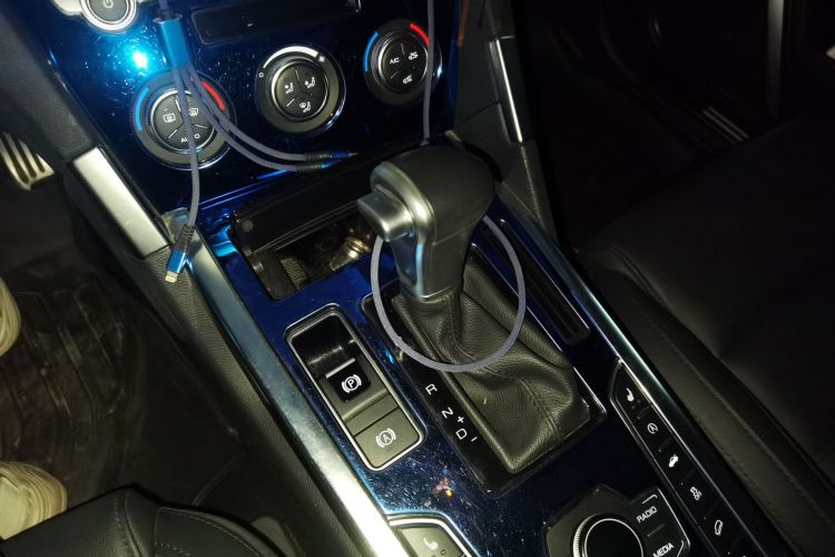 哈弗H7 2017款 红标H7 2.0T 自动尊贵型中控内饰18