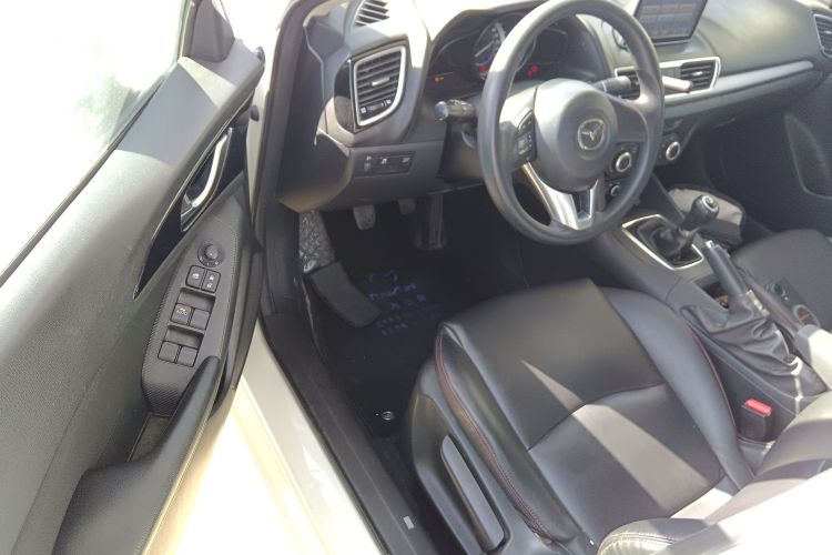 马自达3 昂克赛拉 2014款 三厢 1.5L 手动舒适型中控内饰7003