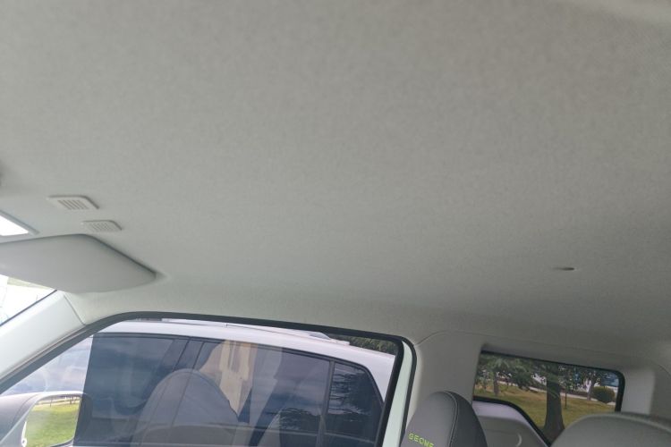 吉利银河 2024款 200km 熊猫骑士中控内饰22