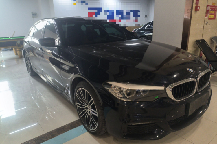 宝马5系 2018款 改款 530Li xDrive M运动套装车身外观6002