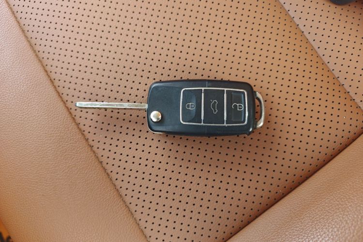 长安欧尚CX70 2016款 1.6L 手动豪华型中控内饰11