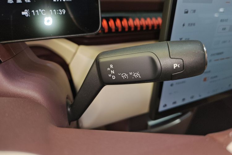 极氪X 2025款 四座后驱魔方版局部细节18