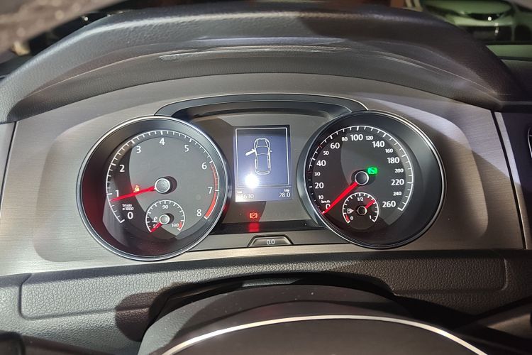 大众 高尔夫 2015款 1.4TSI 自动舒适型中控内饰14