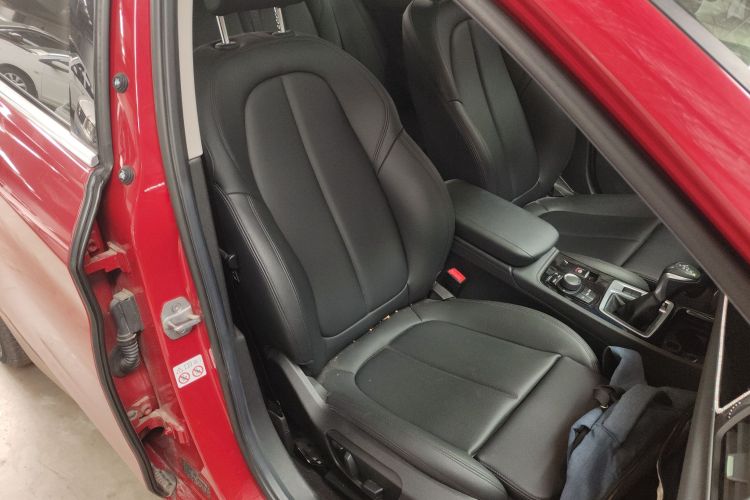 宝马1系 2017款 118i 运动型局部细节41