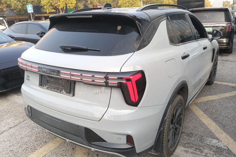 领克01 EM-P 2023款 1.5TD EM-P 晨曦版车身外观6005