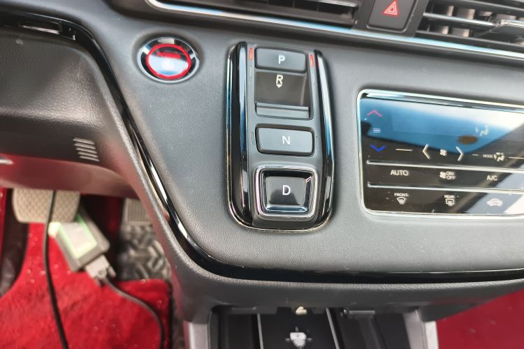 本田 艾力绅 2022款 2.0L e:HEV 豪华版局部细节18