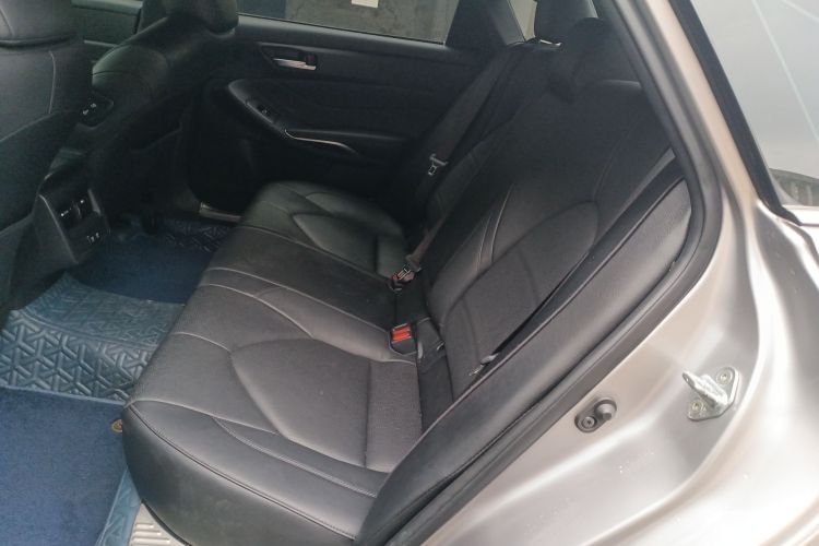 丰田 亚洲龙 2021款 2.5L 豪华版中控内饰21