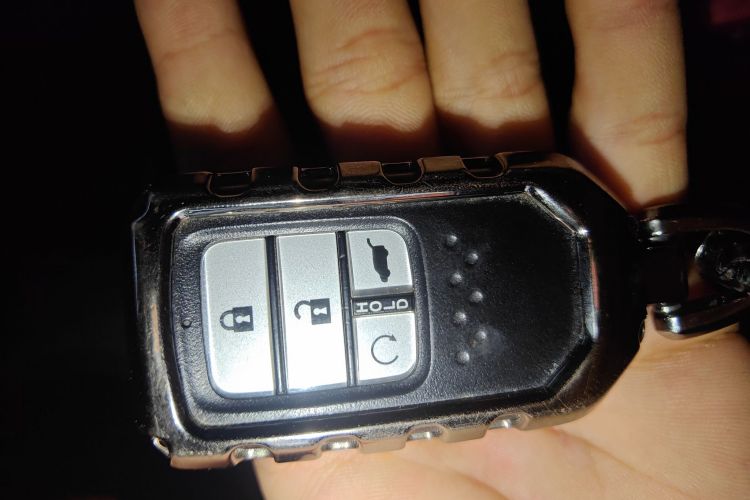 本田 冠道 2017款 240TURBO 两驱尊享版中控内饰11