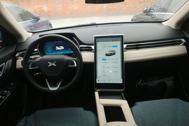 小鹏G3 2020款 520i 智享版中控内饰12