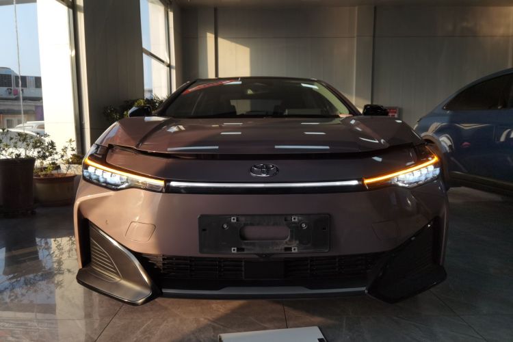 丰田bZ3 2023款 616km 长续航Premium车身外观2