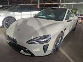 小米汽车 小米SU7 2024款 后驱超长续航高阶智驾Pro版